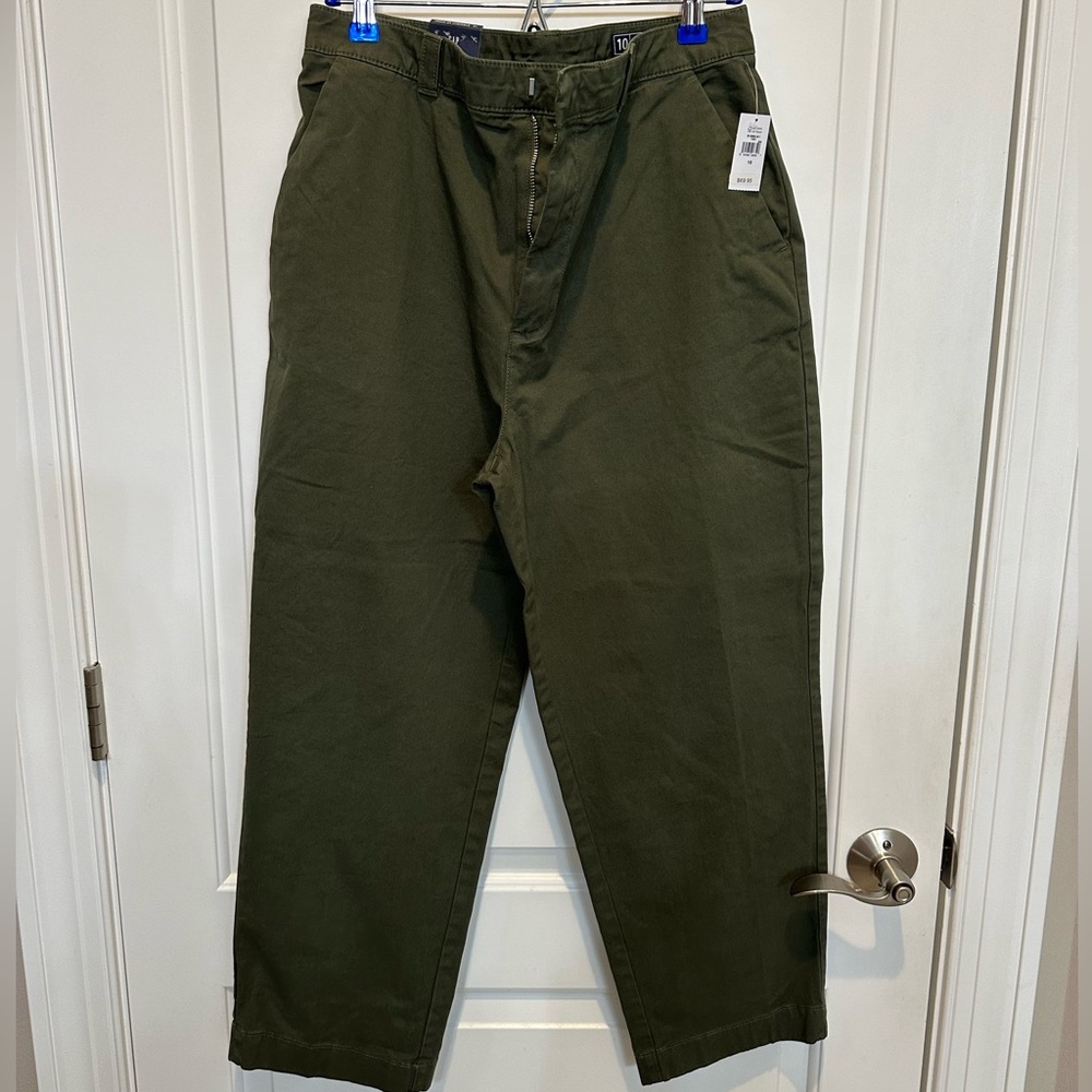 Gap Straight up khakis